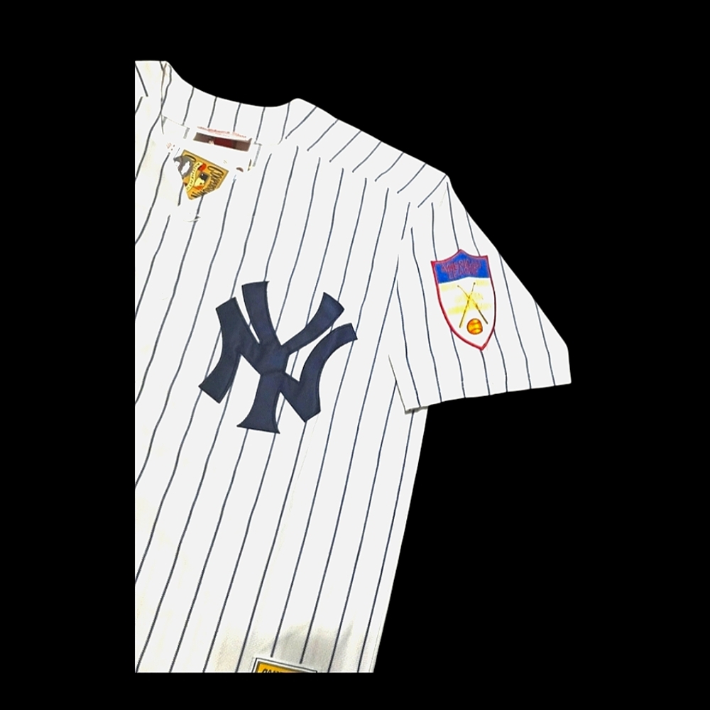 Mickey Mantle New York Yankees Jersey 1951 Throwback ALL Stitched NEW With Tags! - Picture 3 of 3